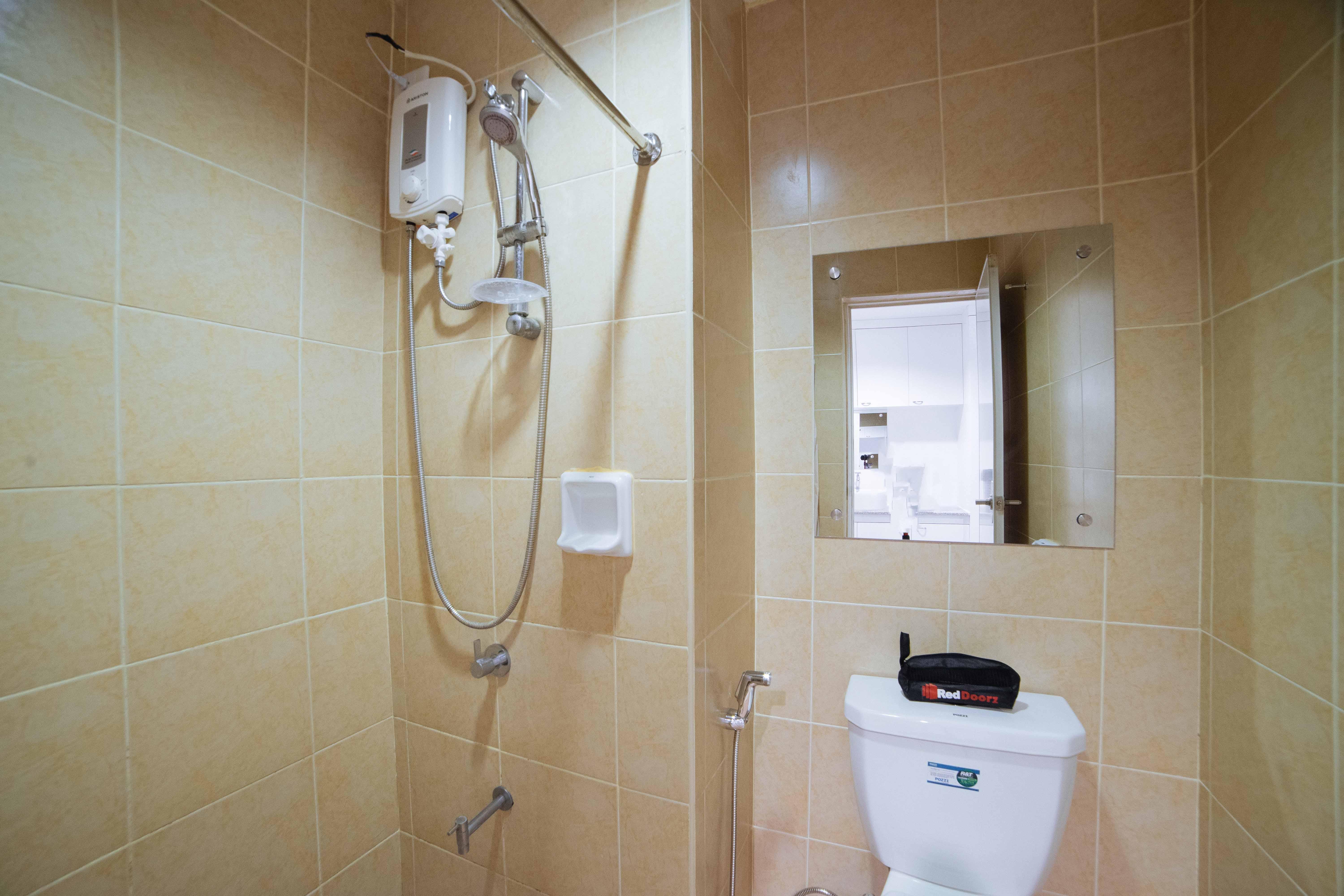 RedDoorz Plus @ Roxas Street Davao City Buitenkant foto