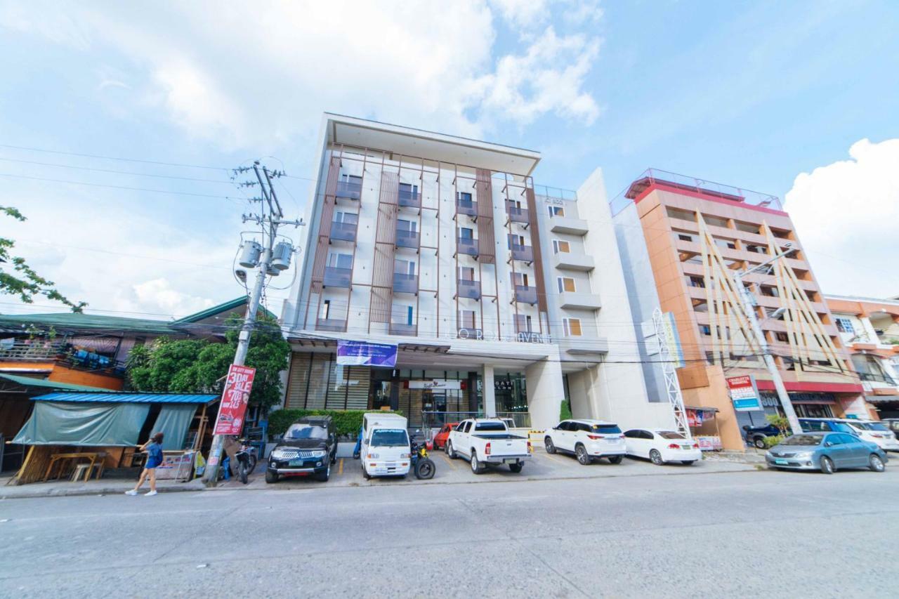 RedDoorz Plus @ Roxas Street Davao City Buitenkant foto
